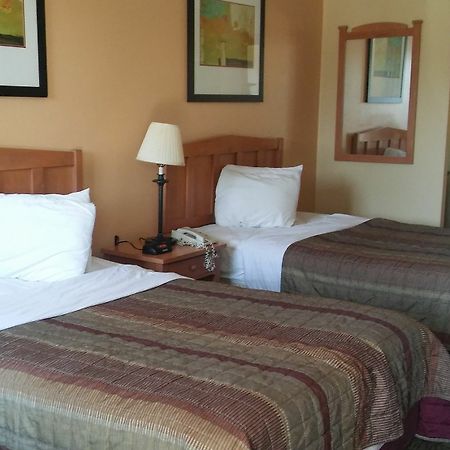 Traveler Inn Sterling Bagian luar foto